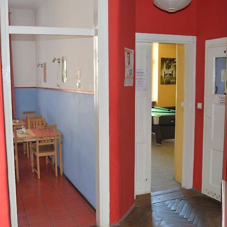 Old Walls Hostel Krakow Ngoại thất bức ảnh