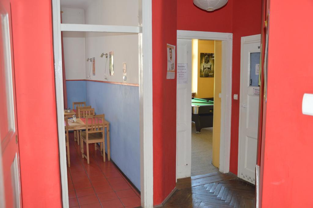 Old Walls Hostel Krakow Ngoại thất bức ảnh