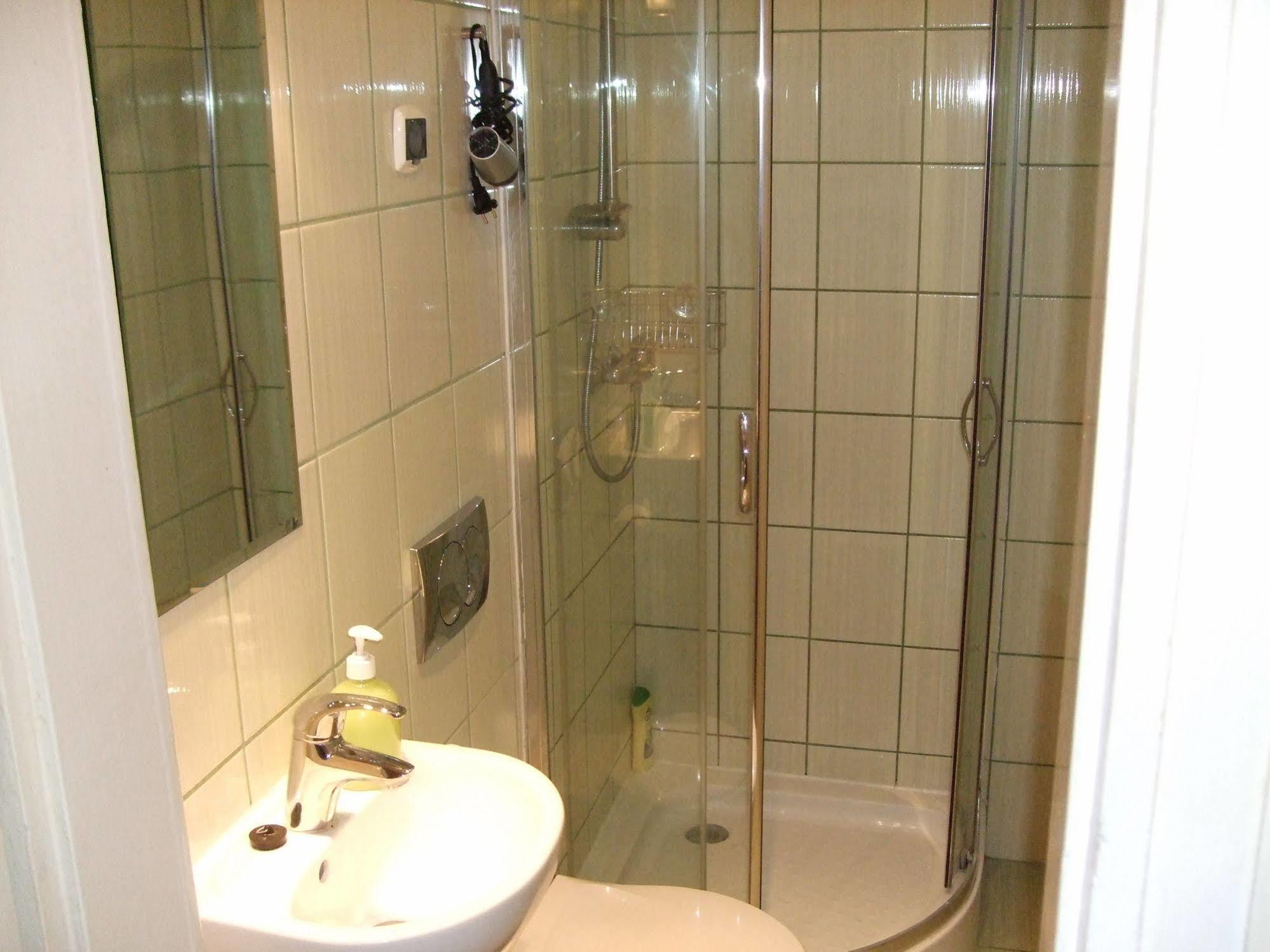 Old Walls Hostel Krakow Ngoại thất bức ảnh