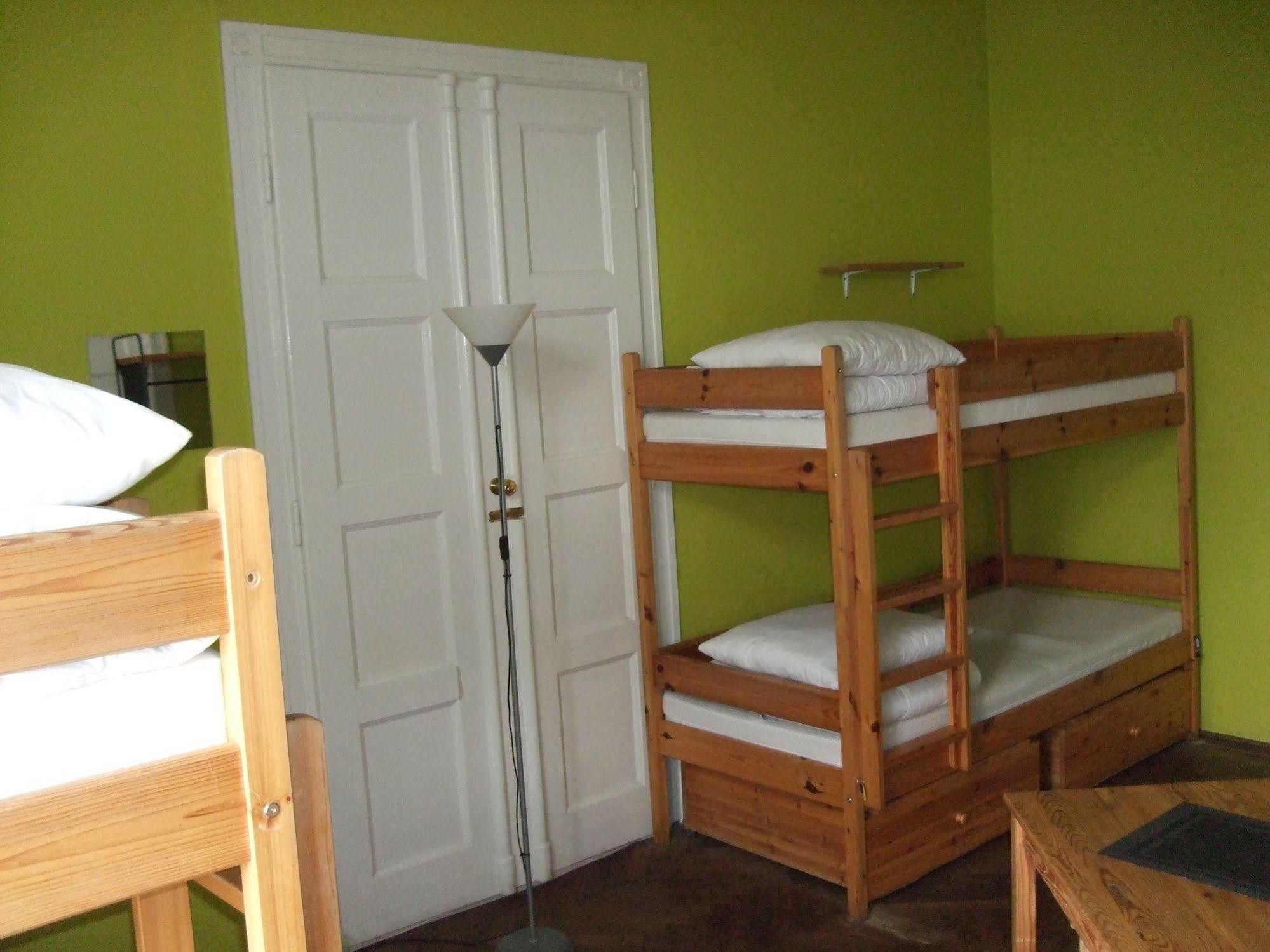 Old Walls Hostel Krakow Ngoại thất bức ảnh